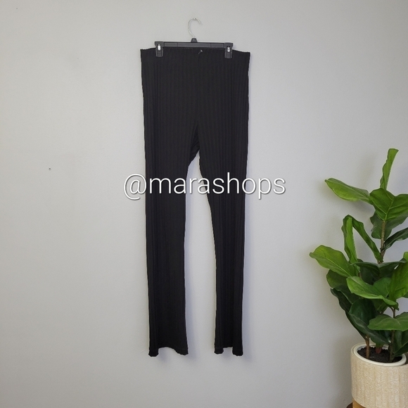 Good American 90's Ribbed Pants - Picture 3 of 8
